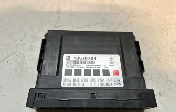 Opel Insignia A Comfort/convenience module 13578704