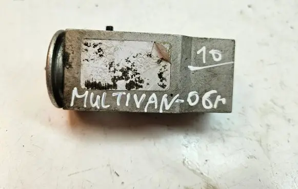 Air conditioning (A/C) expansion valve