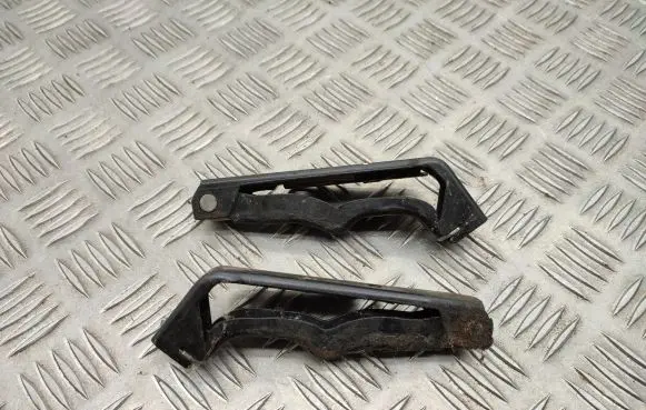 Volkswagen Transporter - Caravelle T5 Sliding door middle roller runner 7H0843414A 7H0843413A