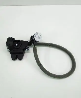 Mercedes-Benz E W212 Tailgate/trunk/boot lock/catch/latch A2047500485 192002