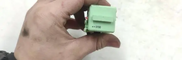 BMW 3 E46 Other relay 8373700