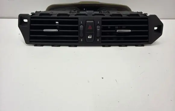 BMW 5 E60 E61 Dash center air vent grill 6910734 141218 7009275