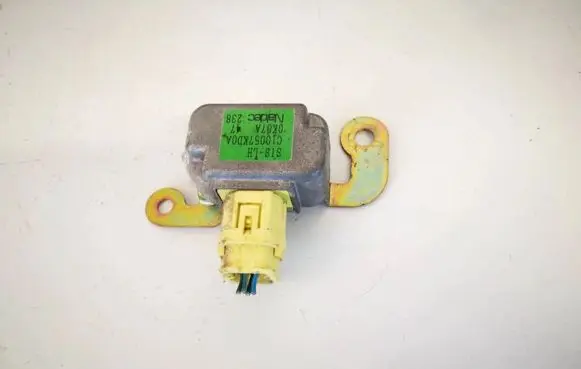 Mazda Premacy Airbag deployment crash/impact sensor c10057kd0a