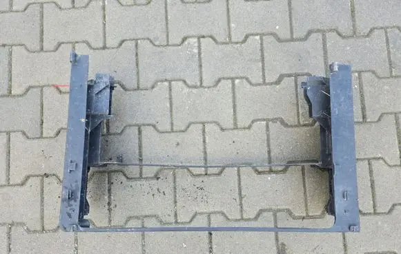 BMW 5 F10 F11 Radiator support slam panel bracket 7631698