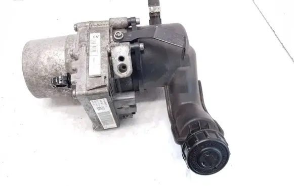 Peugeot 508 Power steering pump A5101675 118610E2 116696A