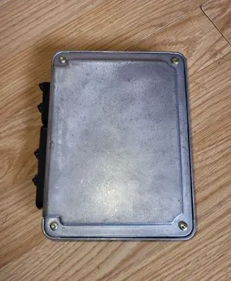 Volkswagen PASSAT B5 Engine control unit/module 038906018AS 28SA3780 0281001724