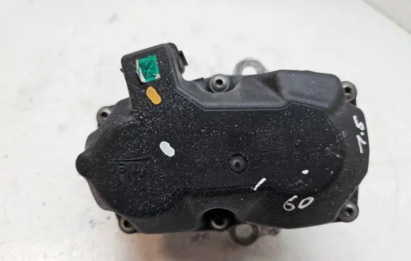 Renault Trafic III (X82) EGR valve 8201061904