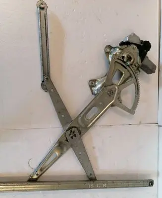 Lexus IS 220D-250-350 Front door window regulator with motor 8572053050 0620201480
