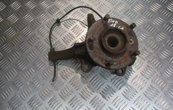 Nissan Almera Tino Front wheel bearing hub 