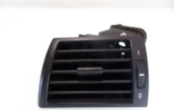 BMW 3 E46 Dash center air vent grill 64228361897