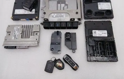 Porsche 911 992 Engine ECU kit and lock set 992907051E