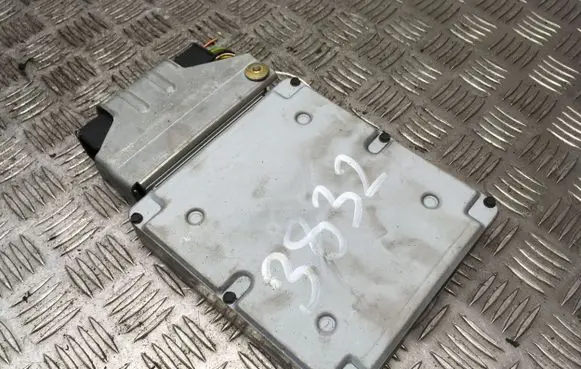 Ford Focus Engine control unit/module 98AB12A532AF S044Z 1S4FED