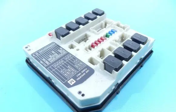 Nissan X-Trail T31 Central body control module IMPRK1287823