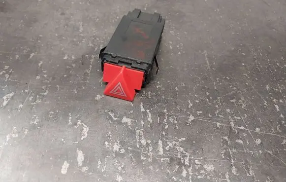 Audi A6 S6 C5 4B Hazard light switch 4B0941509C