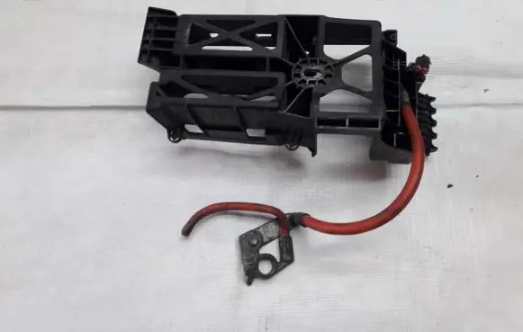 Opel Zafira B Battery box tray 1534964