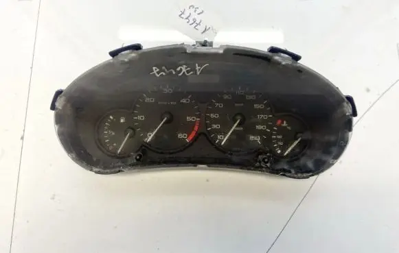 Peugeot 206 Speedometer (instrument cluster) 9648836380 6104tx