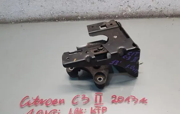 Citroen C3 Gearbox mounting bracket