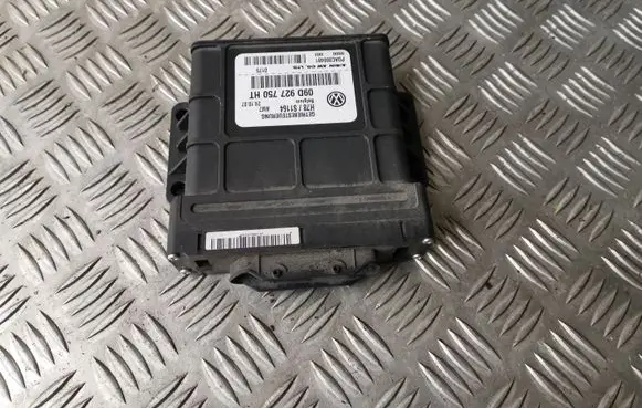 Audi Q7 4L Gearbox control unit/module 09D927750HT