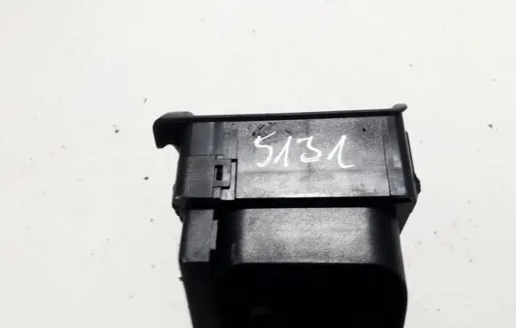 Audi A4 S4 B5 8D Dash center air vent grill 8D1820901