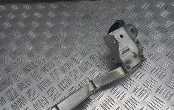 BMW 7 F01 F02 F03 F04 Radiator support slam panel bracket 7186513