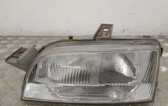 Fiat Punto (176) Headlight/headlamp 301142621