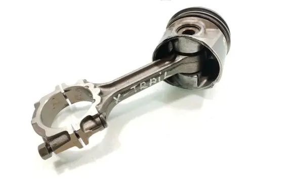 Nissan X-Trail T30 Piston with connecting rod 