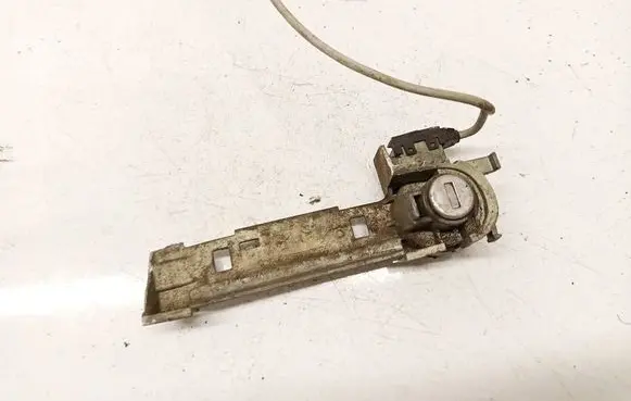 Audi A4 S4 B5 8D Front door lock (next to the handle) 