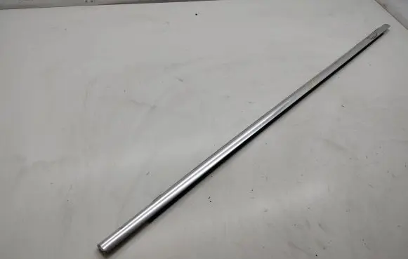 Front door glass trim molding