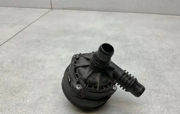 BMW X3M F97 Electric auxiliary coolant/water pump 8651287
