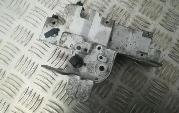 Volvo XC70 Engine mounting bracket 31319292 7.03438.02.0