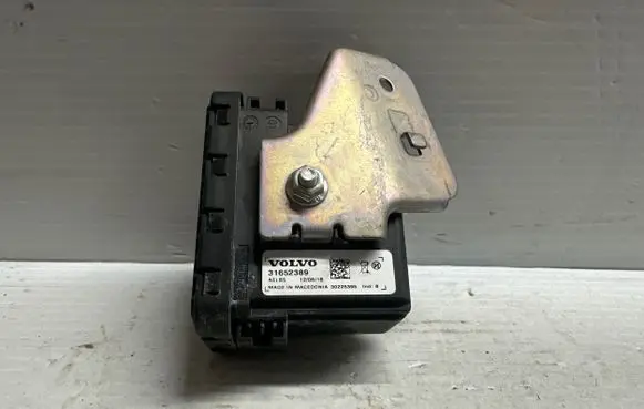 Volvo S90, V90 Alarm system siren 31652389