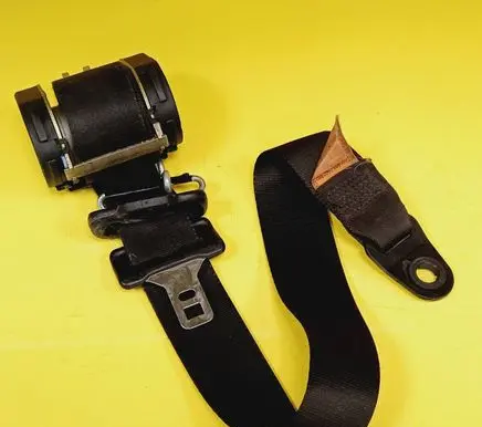 Ford Focus Front seatbelt 98ABA61294DB 560631000