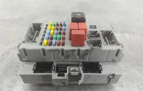 Alfa Romeo 159 Fuse box set 5051335350510423