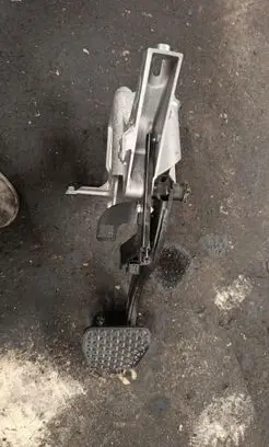 BMW X5 E53 Brake pedal bracket assembly FHL02001101