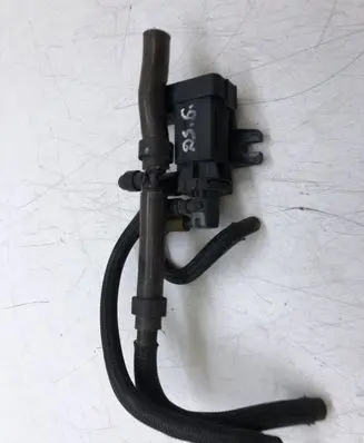 Citroen DS5 Turbo solenoid valve 9674084680