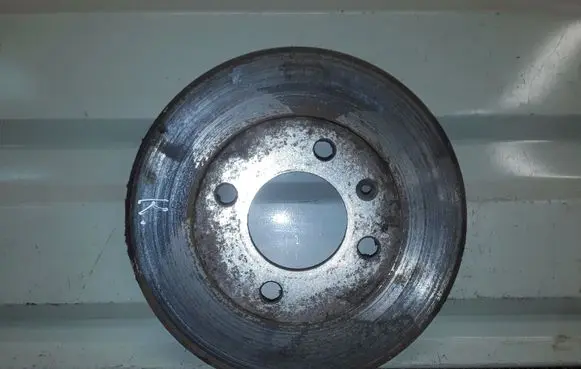 Volkswagen Golf II Front brake disc