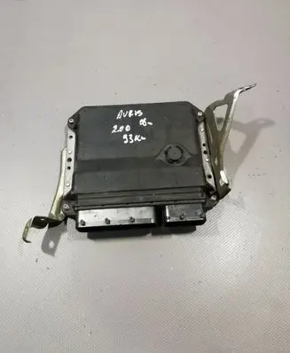 Toyota Auris 150 Engine control unit/module 8966102D82