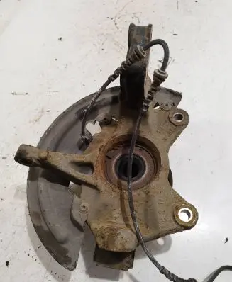 Renault Megane III Front wheel hub spindle knuckle