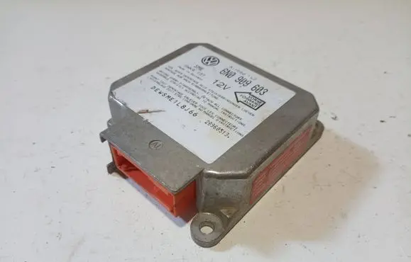 Volkswagen Golf III Airbag control unit/module 6N0909603 28960513 5WK4137
