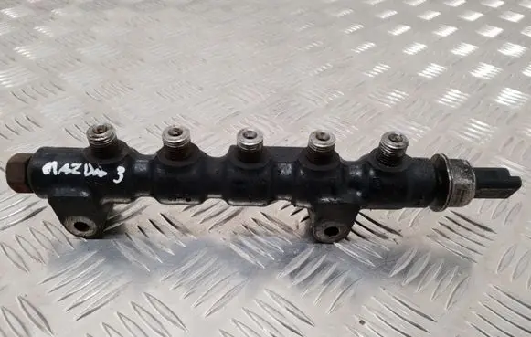 Mazda 3 I Fuel main line pipe 9654592680