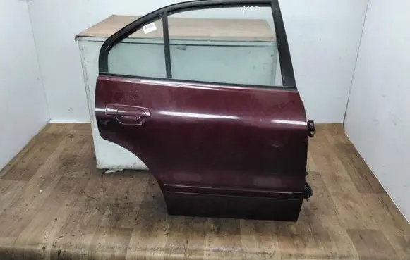 Mitsubishi Galant Rear door