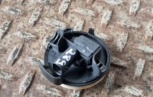 BMW 1 F40 Airbag deployment crash/impact sensor 6834911