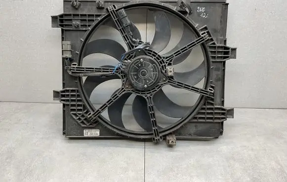 Nissan Juke I F15 Electric radiator cooling fan 214813ZU0A