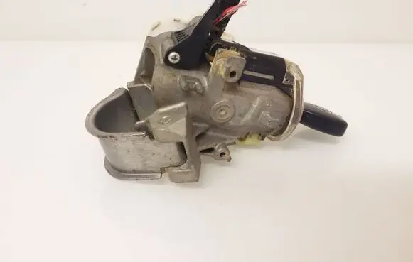 Toyota Corolla E140 E150 Ignition lock 45020424 8978342020 626712000