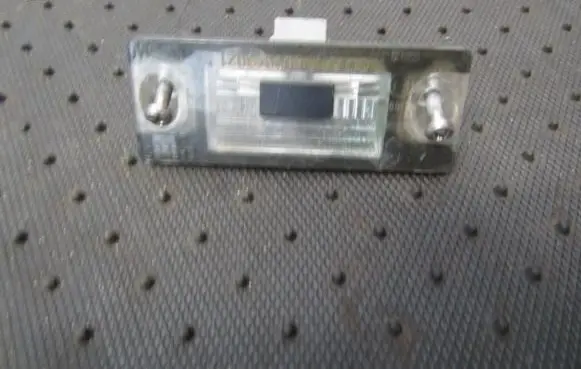 Audi A3 S3 8L Number plate light 8d9943021