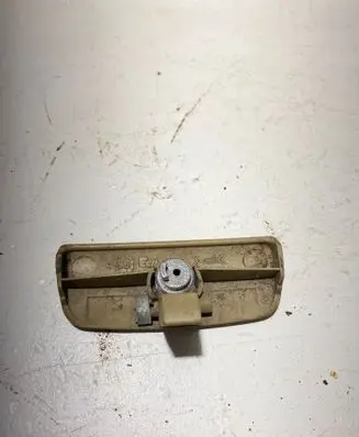 Volkswagen PASSAT B5 Glove box handle 1841860