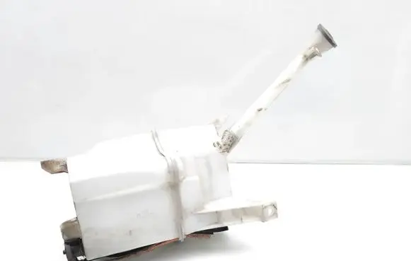 Nissan X-Trail T32 Windshield washer fluid reservoir/tank