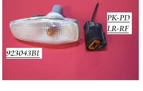 Hyundai Matrix Front fender indicator light 923043B1