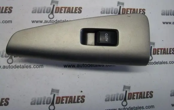 Toyota Corolla Verso E121 Electric window control switch 7427113040