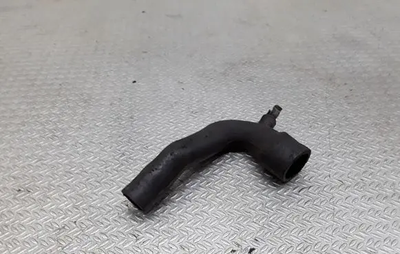 Audi A3 S3 8L Breather/breather pipe/hose 06A103493N